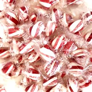 3 piecrs (15 g) Peppermint Twists