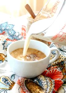3 scoops (23 g) Coffee with Milk (Cafe Con Leche) Flavored Coffee Mix