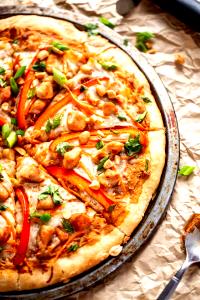 3 slices (144 g) Thai Style Chicken Pizza