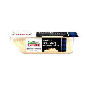 3 slices (28 g) Sharp White Cracker Cuts