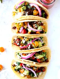 3 tacos (85 g) Beef & Cheddar Rolled Tacos (3)