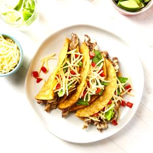 3 tacos Crispy Steak Tacos (Sour Cream & Cheese)