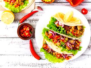 3 tacos Jicama Kung Pao Chicken Tacos