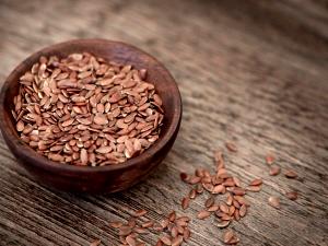3 tbsps (30 g) Whole Flax Seeds
