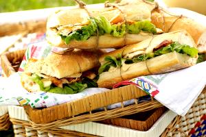 301 Grams Chicken Caesar Baguette