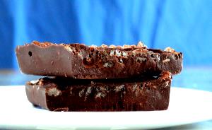 332 Grams MOCHA - Medium - Skim Milk - Dark Chocolate - With Non-Fat Whip