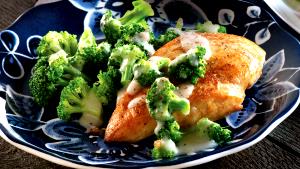 340 Grams Grilled Chicken İn Roasted Garlic Sauce
