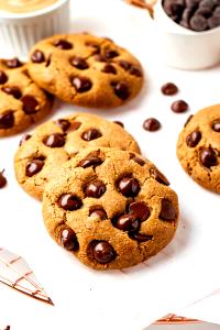 4 cookies (29 g) Crunchy Almond Flour Cookies Chocolate Chip