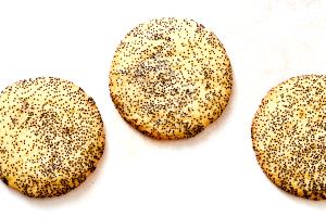 4 cookies (30 g) Blueberry Poppy Seed Cookies