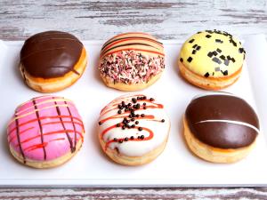 4 donuts (57 g) Donitas