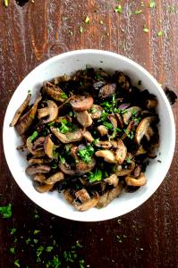 4 Mushrooms Shiitake Mushrooms (with Salt, Cooked)