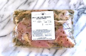 4 oz (112 g) Garlic Herb Marinated Raw Chicken Breast Pieces