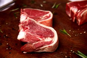 4 oz (113 g) Lamb Loin Chops