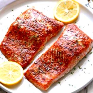 4 oz (113 g) Lemon Paprika Salmon