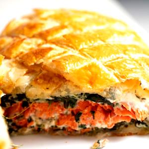 4 oz (113 g) Salmon Wellington