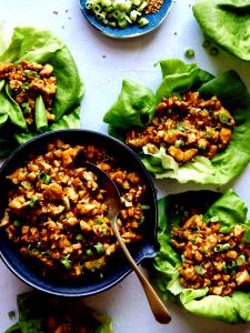 4 oz. (113 g) Savory Chicken For Lettuce Wraps