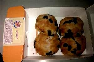 4 pieces (113 g) Mini Blueberry Biscuits with Icing