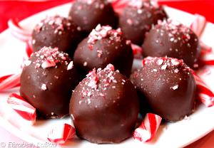 4 pieces (38 g) Dark Chocolate Candy Cane Truffles