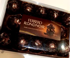 4 pieces (40 g) Ferrero Rond Noir
