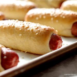 4 pieces (72 g) Mini Hot Dog Bagels