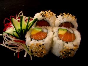 4 Pieces Sushi, California Roll