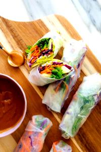 4 rolls (100 g) Fresh Vegetable Rolls