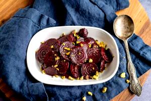 4 slices (29 g) Sliced Beets