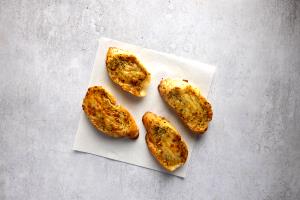4 slices Garlic & Basil Bruschetta