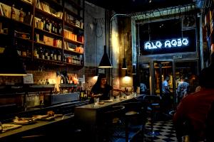 4 squares (43 g) Barcelona Bar