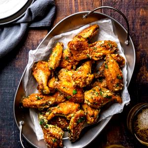 40 piece (1256 g) Parmesan Garlic Classic Wings (40 Piece)