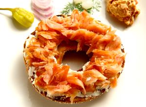 4.2 oz (118 g) Applewood Smoked Salmon