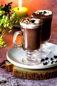 441 Grams LITE HOT CHOCOLATE - Medium - Skim Milk - Milk Chocolate - With Whip