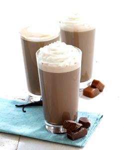 476 Grams ICED NORTHERN LITE MOCHA - Medium - Skim Milk - Dark Chocolate - With Whip