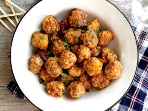 5 balls (85 g) Sausage Balls Traditional