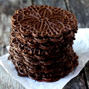 5 cookies (30 g) Dark Chocolate Pizzelle