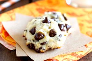 5 cookies (33 g) Orange Chocolate Chip Cookies