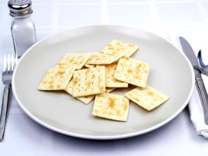 5 crackers (15 g) Saltines