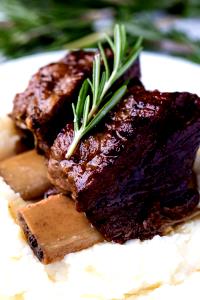 5 oz (140 g) Boneless Beef Short Ribs