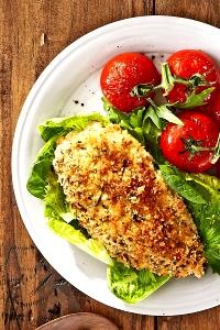 5 oz (140 g) Parmesan Chicken Tenders with Tomato & Mozzarella Pasta