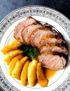 5 oz (140 g) Pork Tenderloin with Apples