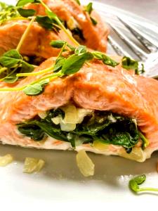 5 oz (140 g) Salmon Stuffed with Feta & Spinach