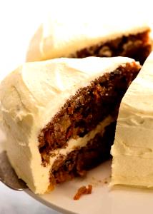 5 oz (144 g) Carrot Cake