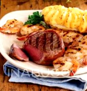 5 oz filet (142 g) Bacon Wrapped Beef Filet