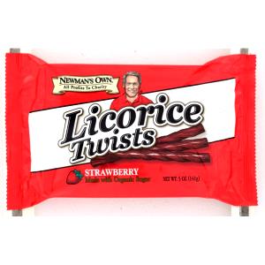 5 pieces (42 g) Strawberry Licorice Twists