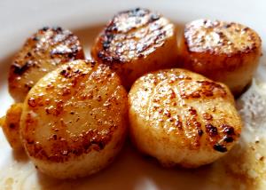 5 scallops (84 g) Lemon Pepper Scallops