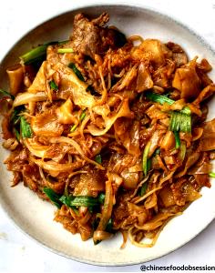 5.5 oz (156 g) Pad See Ew Rice Noodles