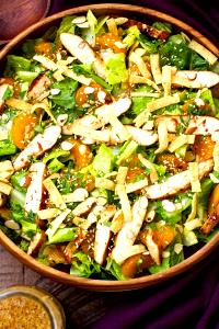 5.75 oz (161 g) Asian Sesame Chicken Salad (Half)