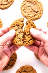 6 cookies (28 g) Almond Snap Cookies