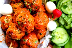 6 meatballs (85 g) Buffalo Style Chicken Meatballs
