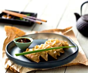 6 pieces (40 g) Chipotle Gyoza